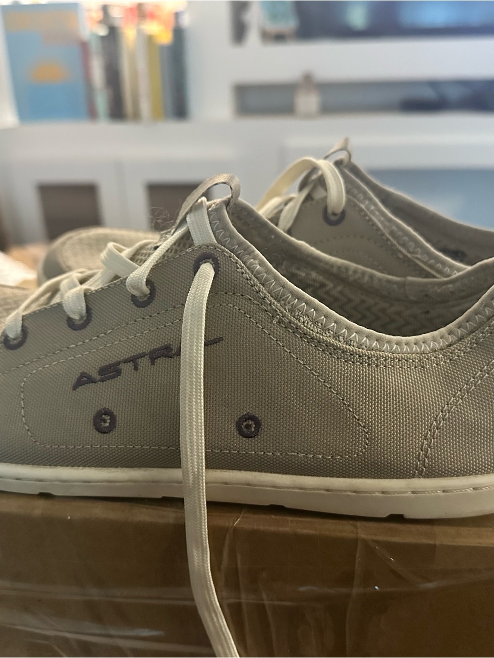 ASTRAL Lightweight Women's Sneakers in Light Gray